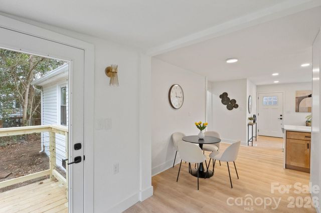 1004 Druid Circle, Charlotte, NC 28206