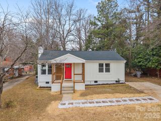 1004 Druid Circle, Charlotte, NC 28206