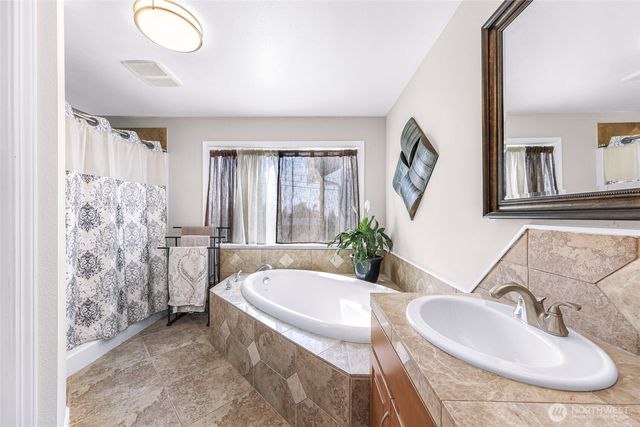 2128 St Clair Street, Bellingham, WA 98229