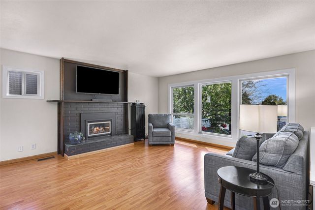 2128 St Clair Street, Bellingham, WA 98229