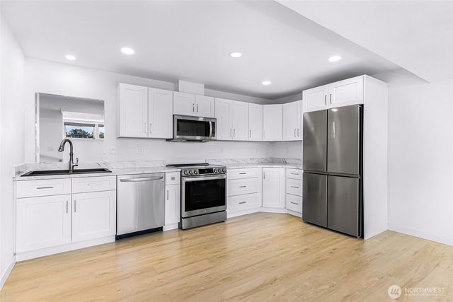 2128 St Clair Street, Bellingham, WA 98229