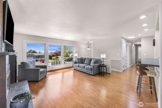 2128 St Clair Street, Bellingham, WA 98229