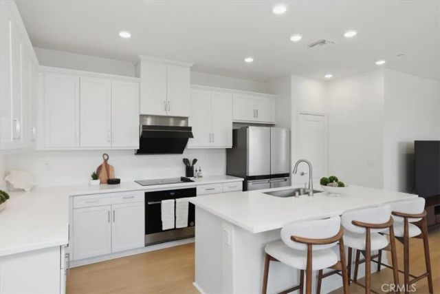 8542 Cougar Court, Chino, CA 91708