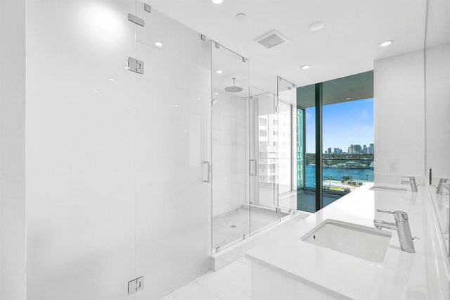 153 N Seabreeze Boulevard 504-s, Fort Lauderdale, FL 33304