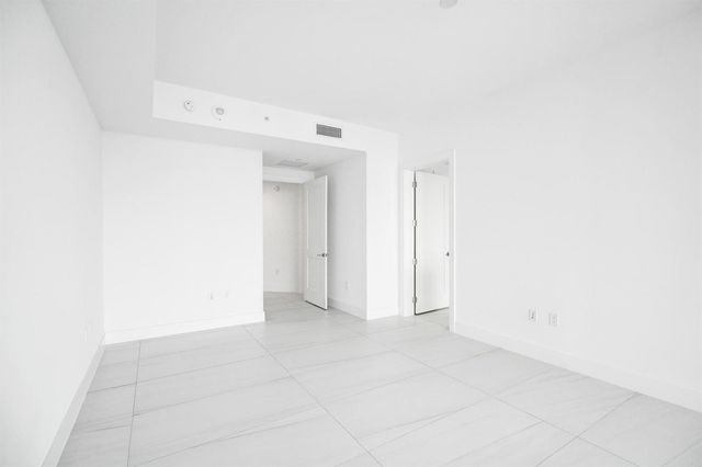 153 N Seabreeze Boulevard 504-s, Fort Lauderdale, FL 33304
