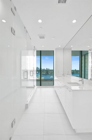 153 N Seabreeze Boulevard 504-s, Fort Lauderdale, FL 33304
