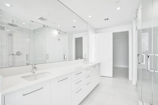 153 N Seabreeze Boulevard 504-s, Fort Lauderdale, FL 33304