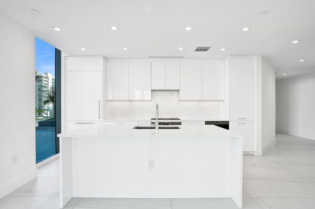 153 N Seabreeze Boulevard 504-s, Fort Lauderdale, FL 33304