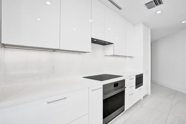 153 N Seabreeze Boulevard 504-s, Fort Lauderdale, FL 33304