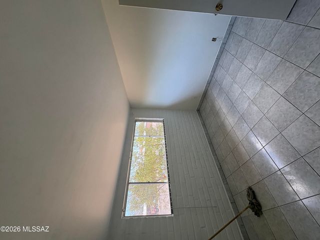 6928 E Timrod Street, Tucson, AZ 85710
