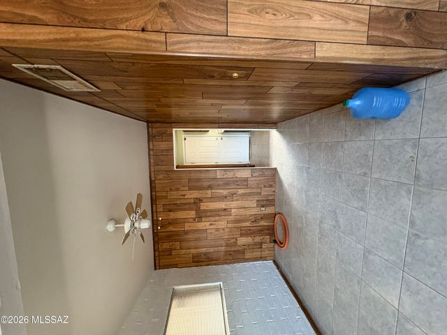 6928 E Timrod Street, Tucson, AZ 85710