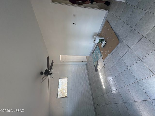 6928 E Timrod Street, Tucson, AZ 85710