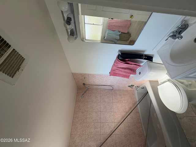6928 E Timrod Street, Tucson, AZ 85710
