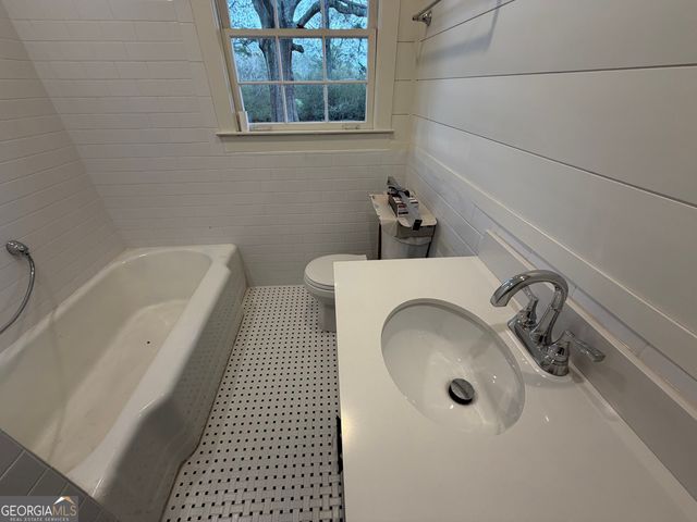 718 Duncan Road, Carrollton, GA 30116