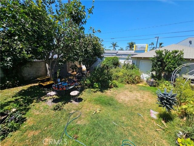 1820 N Bush, Santa Ana, CA 92706