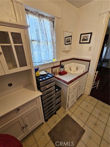 1820 N Bush, Santa Ana, CA 92706