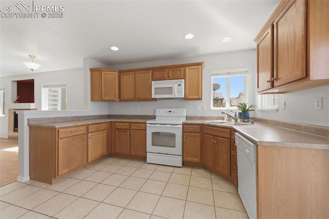1686 Wildwood Pass Drive, Colorado Springs, CO 80921