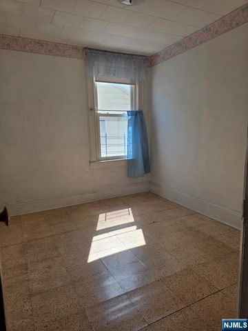 58 Sunset Avenue, North Arlington, NJ 07031