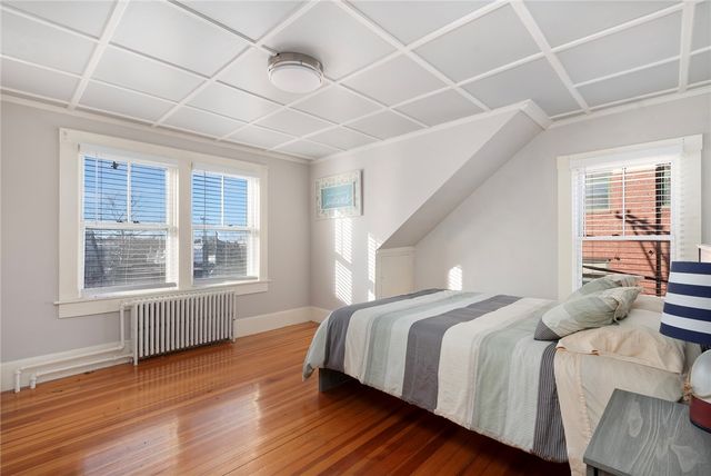 21 Spring Street 3, Newport, RI 02840