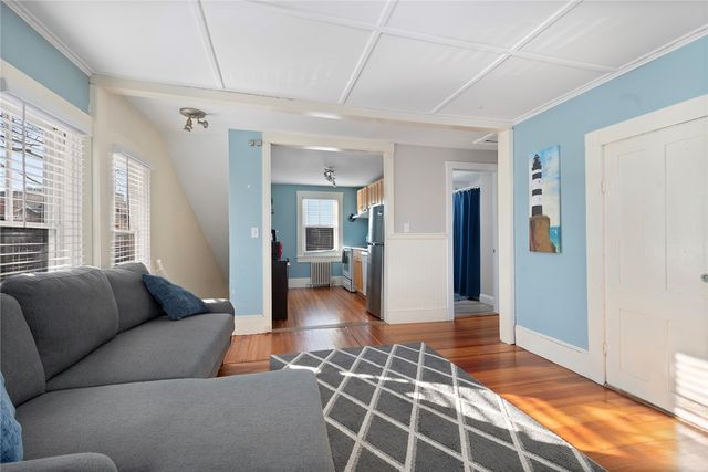 21 Spring Street 3, Newport, RI 02840