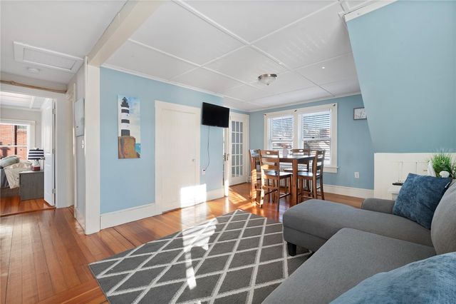 21 Spring Street 3, Newport, RI 02840