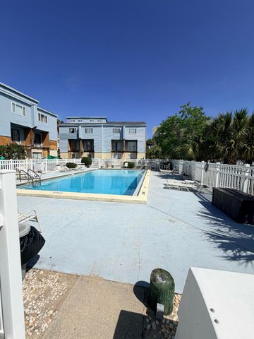 330 Bluefish Drive 102, Fort Walton Beach, FL 32548