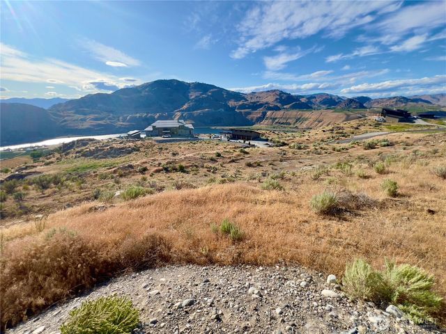 220 Ridge Road, Orondo, WA 98843