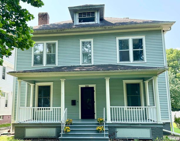 231 N WEBSTER Avenue, Jacksonville, IL 62650