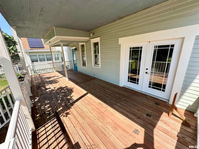 231 N WEBSTER Avenue, Jacksonville, IL 62650