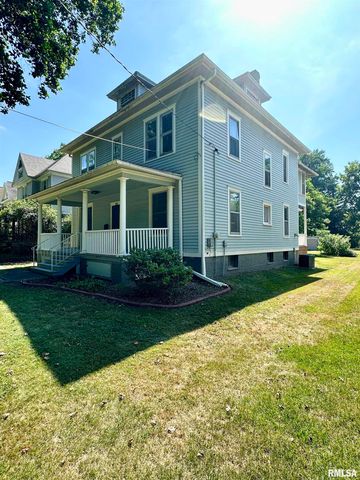 231 N WEBSTER Avenue, Jacksonville, IL 62650