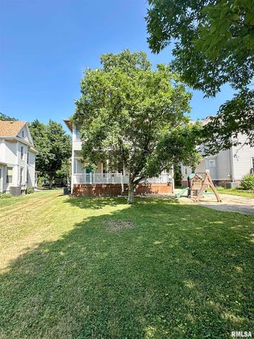 231 N WEBSTER Avenue, Jacksonville, IL 62650