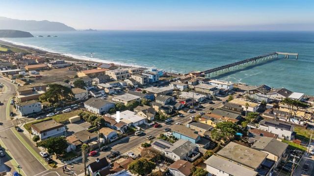 84 San Jose Avenue, Pacifica, CA 94044