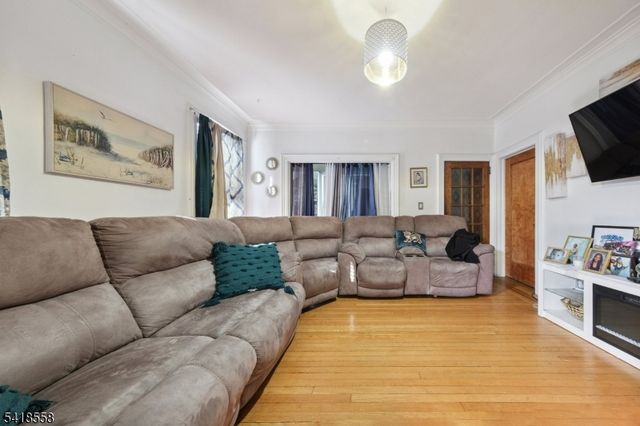 611 Jefferson Ave, Elizabeth City, NJ 07201