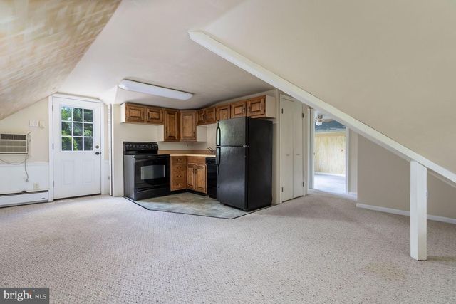 5780 VILLAGE LN, Doylestown, PA 18902