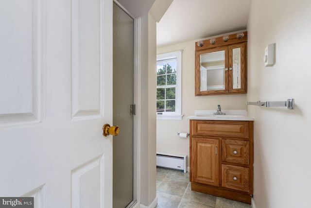 5780 VILLAGE LN, Doylestown, PA 18902