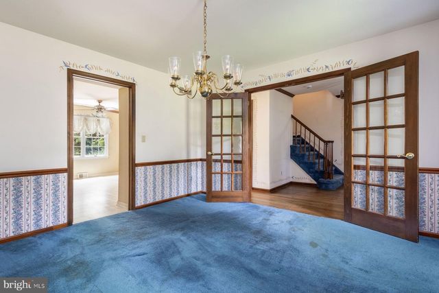 5780 VILLAGE LN, Doylestown, PA 18902
