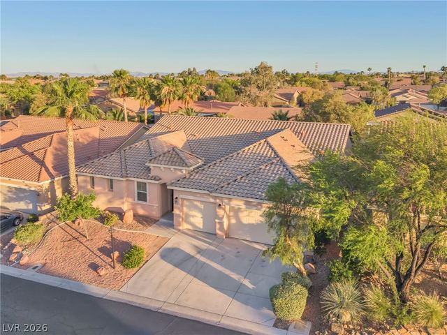 8213 Weeping Springs Avenue, Las Vegas, NV 89131