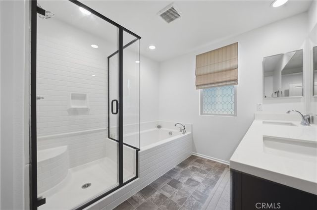 29605 Aramina Court, Winchester, CA 92596