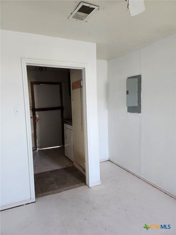 303 N 7th Street, Copperas Cove, TX 76522