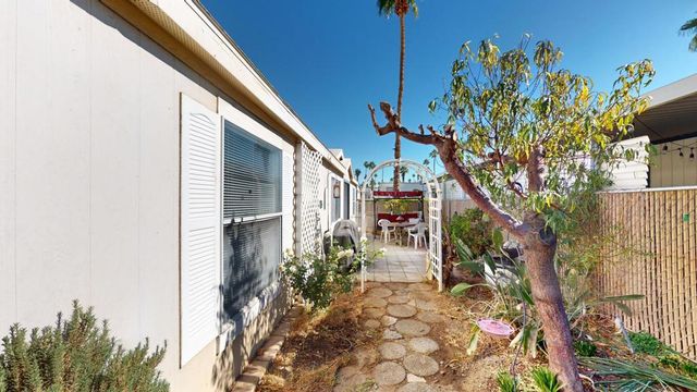 234 Lei Drive, Palm Springs, CA 92264