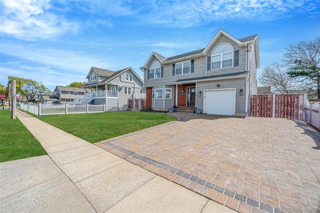 149 S Bay Avenue, Freeport, NY 11520