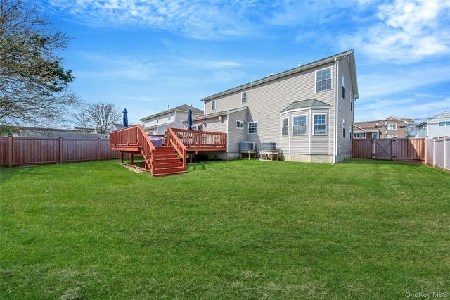149 S Bay Avenue, Freeport, NY 11520