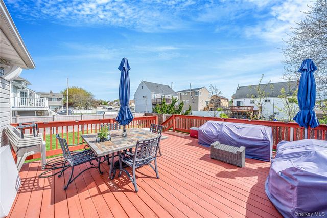 149 S Bay Avenue, Freeport, NY 11520