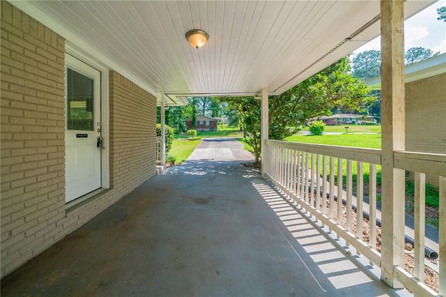 3904 W Hilda Circle, Decatur, GA 30035