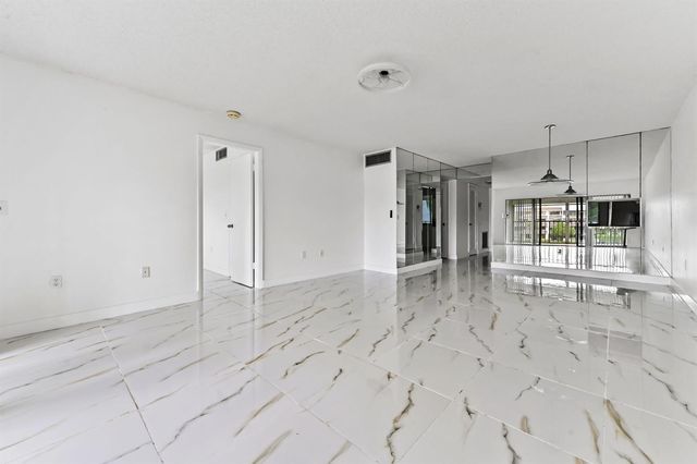 4793 Esedra Court 307, Lake Worth, FL 33467