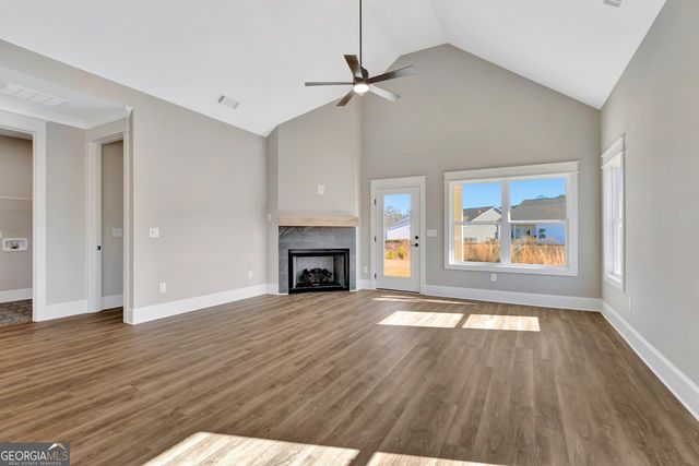 120 Redhaven Drive, Senoia, GA 30276