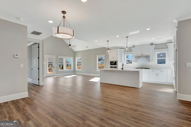 120 Redhaven Drive, Senoia, GA 30276