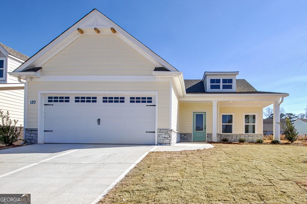 120 Redhaven Drive, Senoia, GA 30276