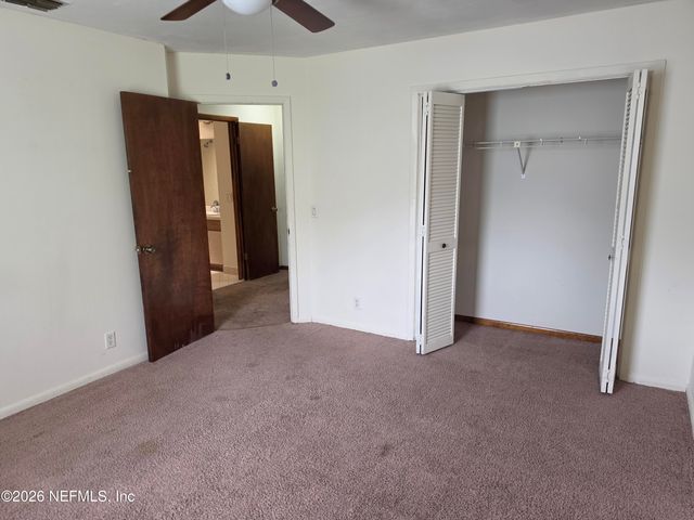 745 CENTURY 21 Drive, Jacksonville, FL 32216