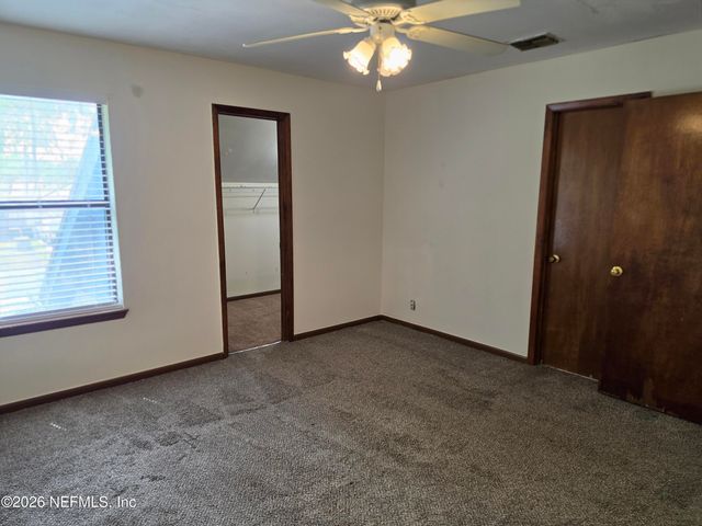 745 CENTURY 21 Drive, Jacksonville, FL 32216